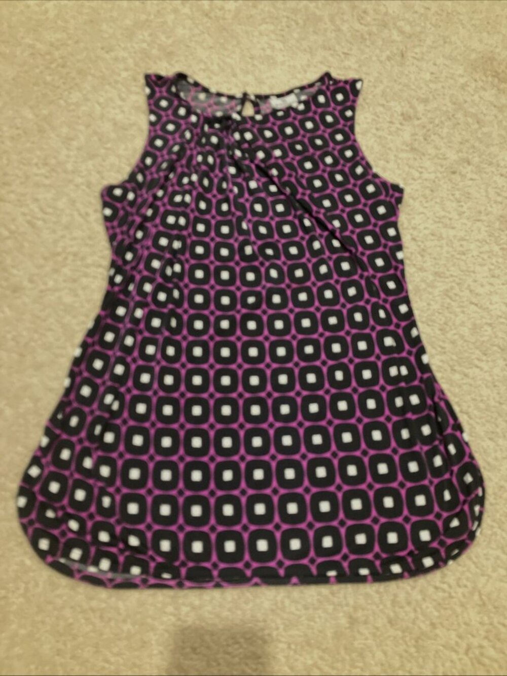 JCP Worthington Top Black Pink Geometric Size S Sleeveless Curved Hem